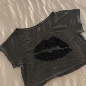 Express Size Small Cropped Tshirt With Lips Gray